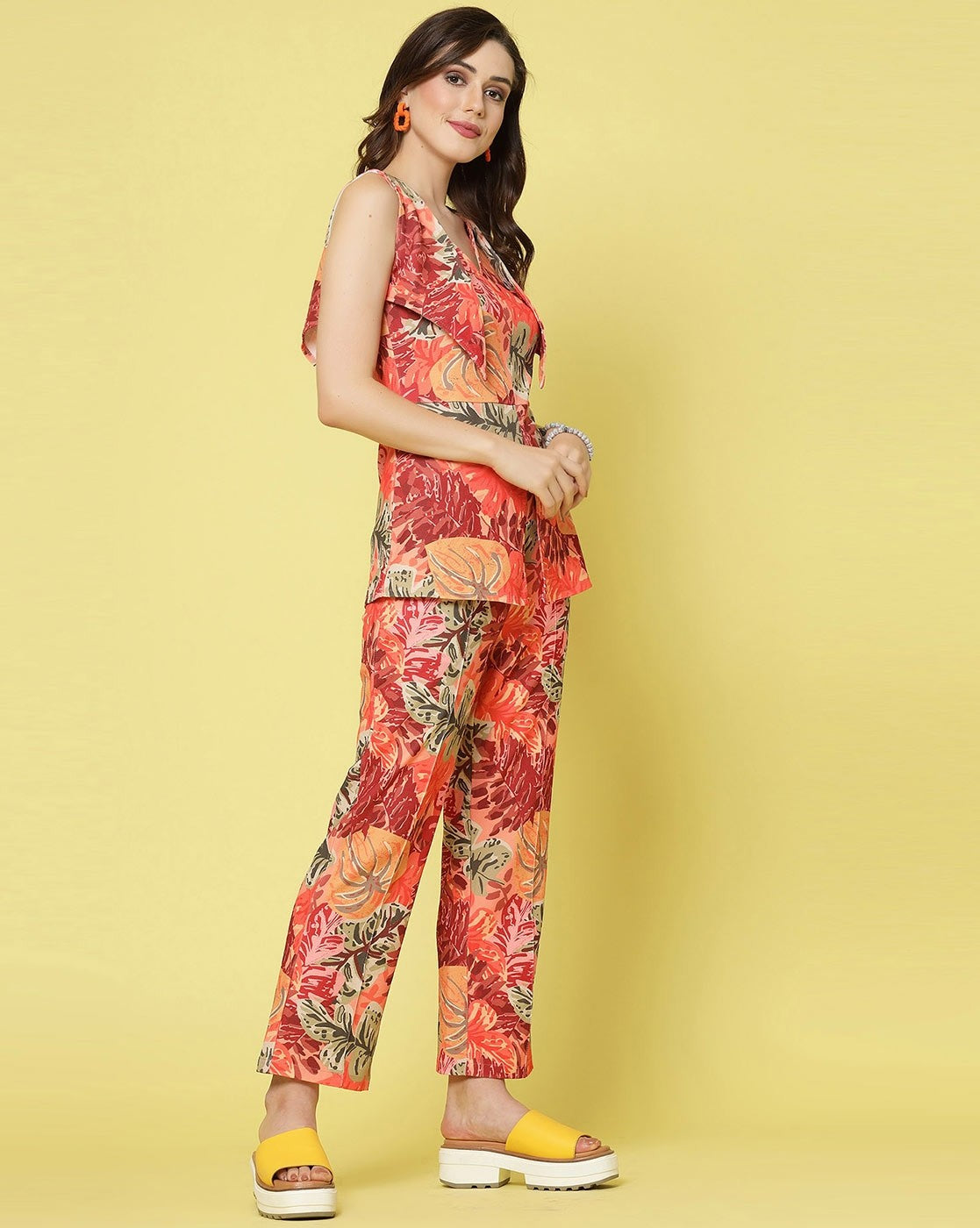 Women Co-ord Set Printed Sleeveless Top and Full Length Trouser Pant